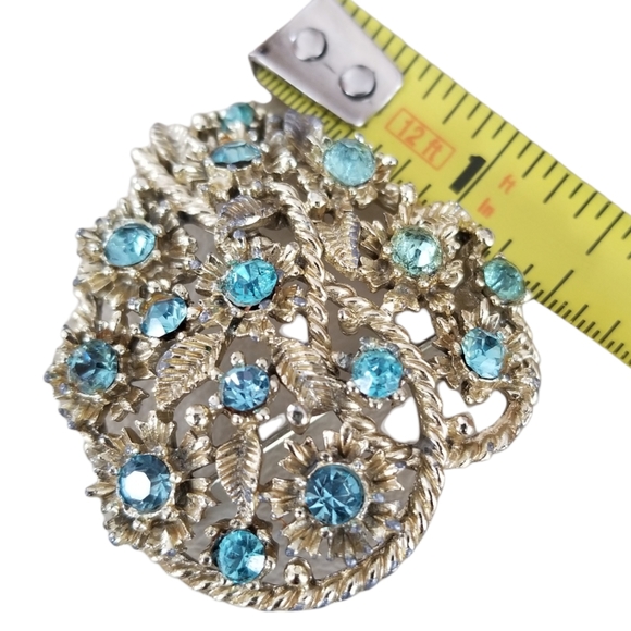 Vintage Coro Aqua Rhinestone Heart Shaped Vines Gold Tone Brooch Pin - Picture 7 of 8